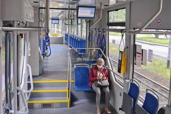 问鼎娱乐真人娱乐